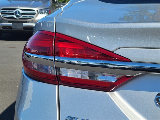2018 Ford Fusion Energi SE photo 10