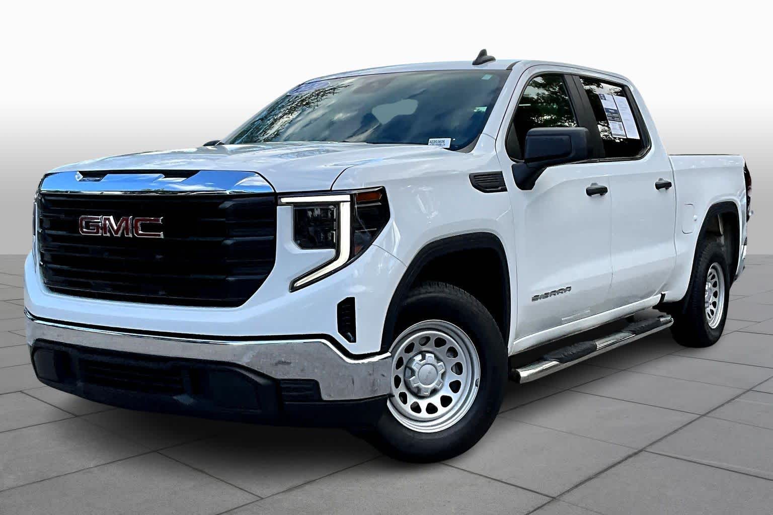 2024 GMC Sierra 1500 Pro's photo