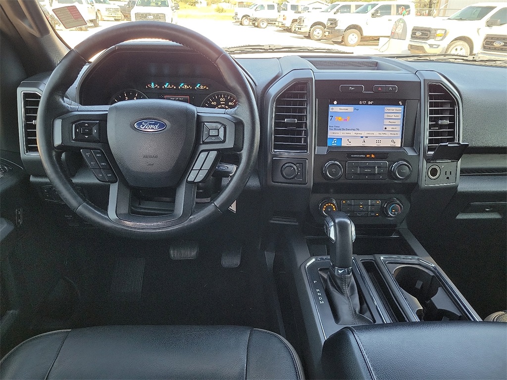 2019 Ford F-150 XLT photo 17