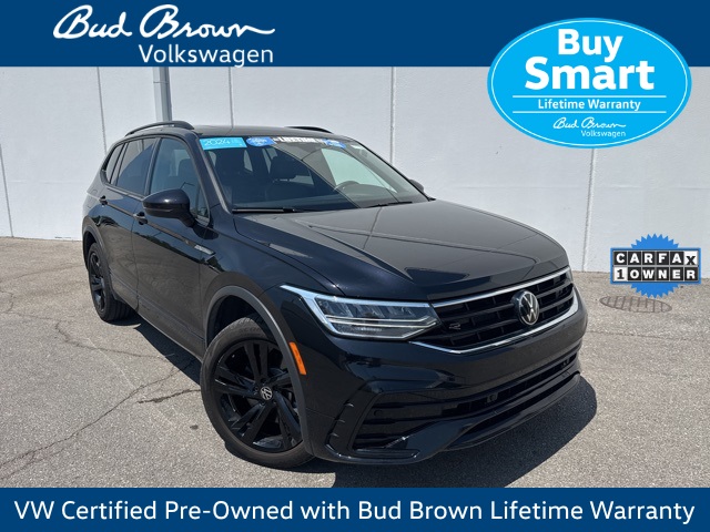 2024 Volkswagen Tiguan SE R-LINE BLACK's photo