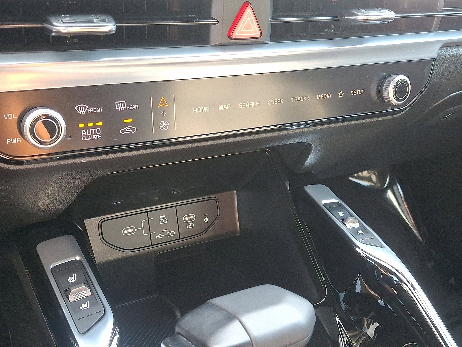 2024 Kia Sorento X-Pro SX Prestige photo 15