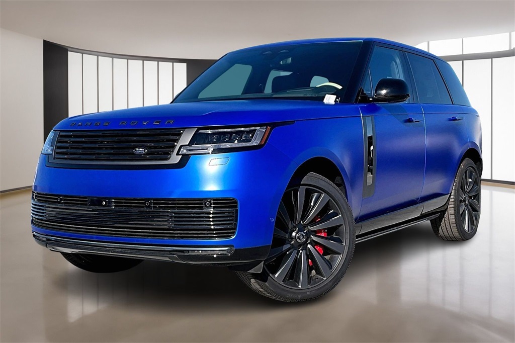 2025 Land Rover Range Rover SV's photo