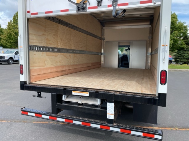 2024 Ford E-350 photo 18