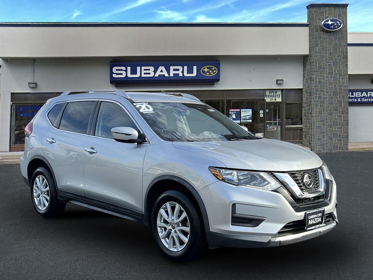 2020 Nissan Rogue SV