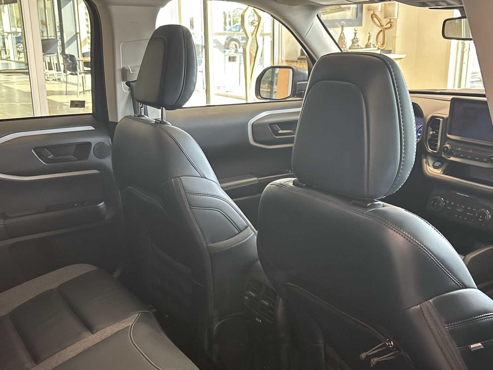 2023 Ford Bronco Sport Outer Banks photo 25