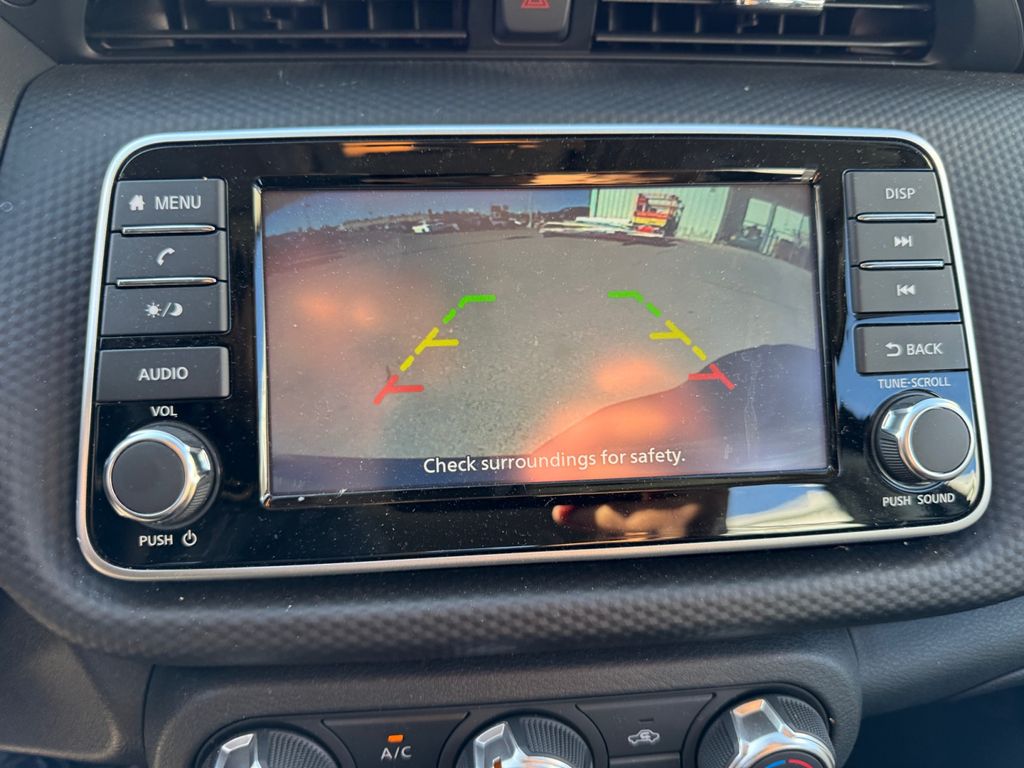 2025 Nissan Kicks Play S photo 25