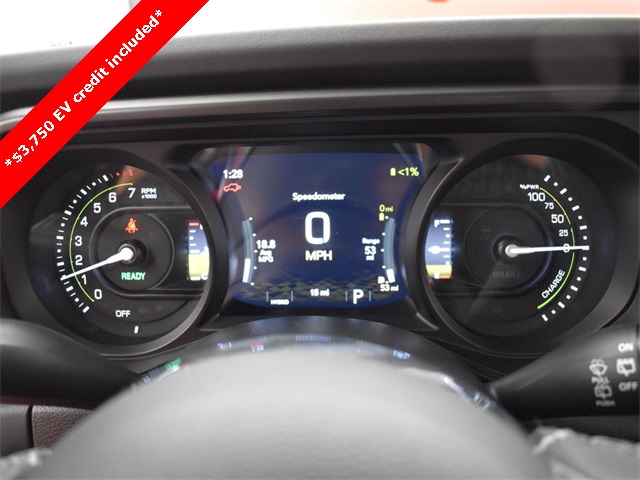 2025 Jeep Wrangler Sahara 4xe photo 7