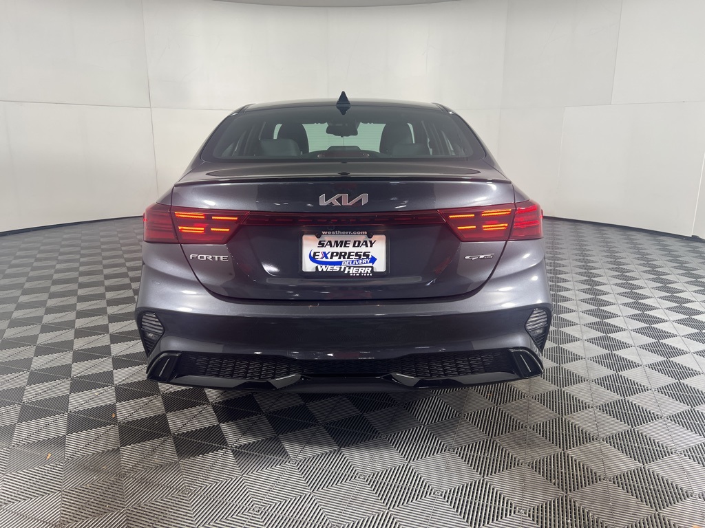 2023 Kia Forte GT-Line photo 8