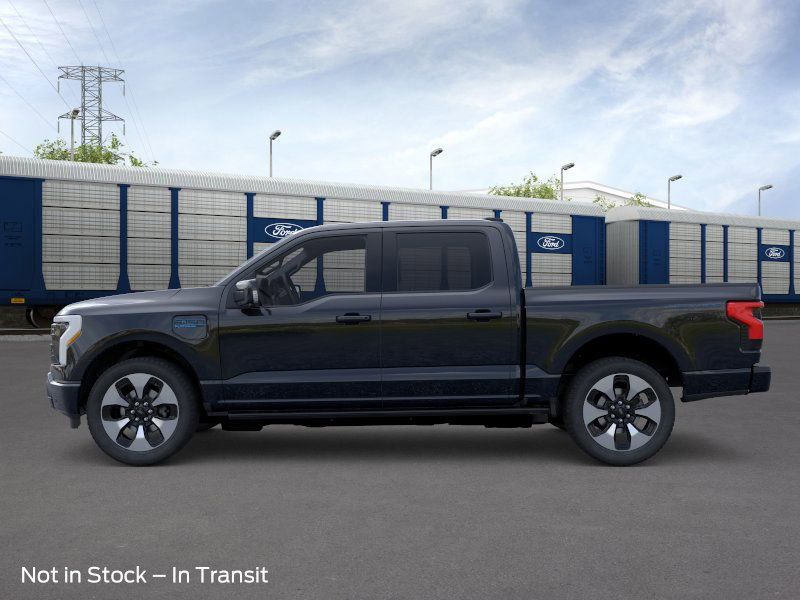2025 Ford F-150 Lightning Platinum photo 4