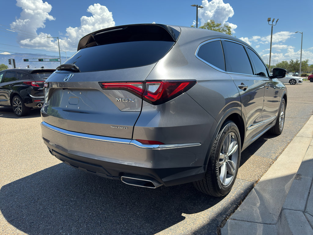2024 Acura MDX SH-AWD photo 5