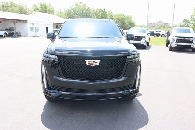 2024 Cadillac Escalade Sport Platinum photo 2