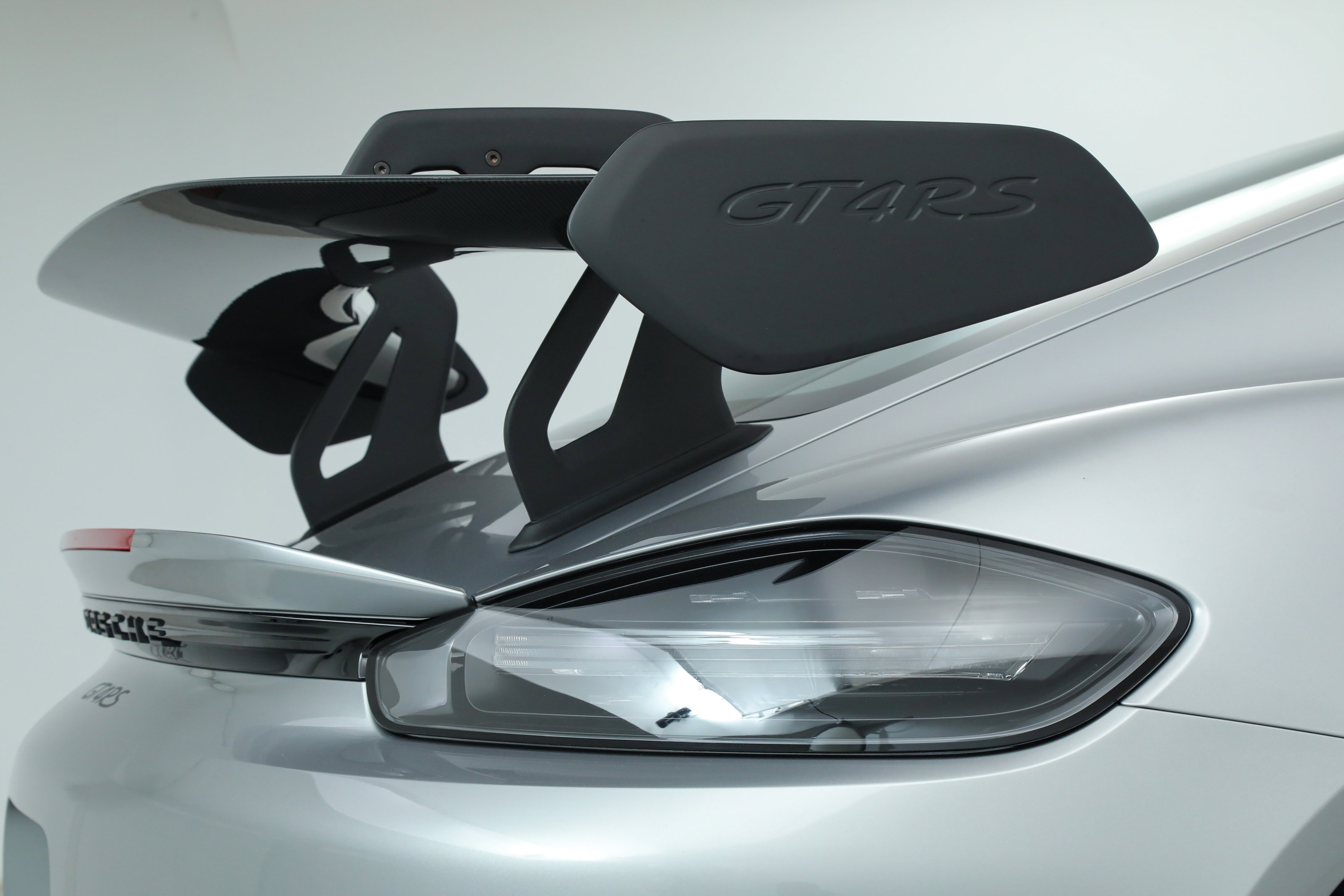 2025 Porsche Cayman GT4 RS photo 30