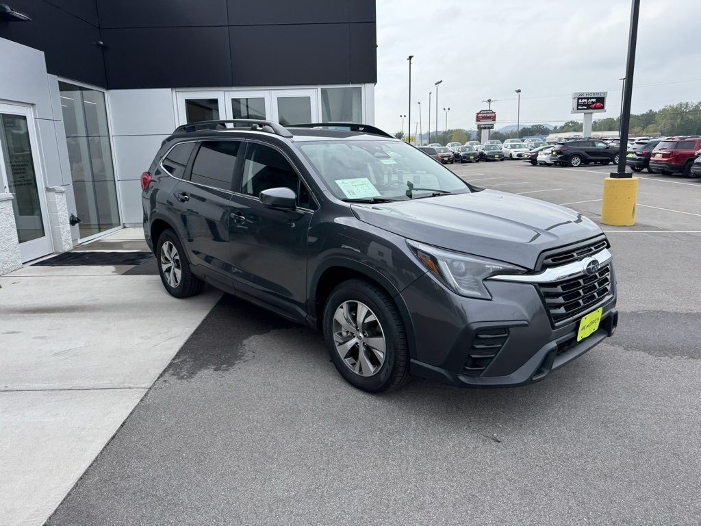2024 Subaru Ascent Premium photo 4