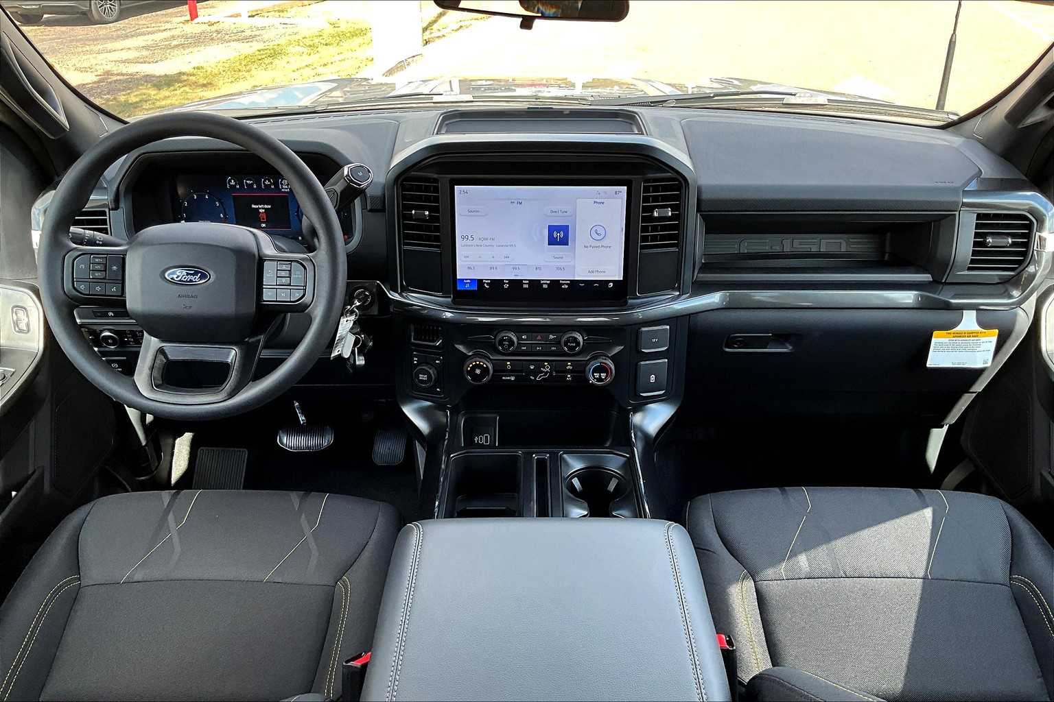 2025 Ford F-150 STX photo 4