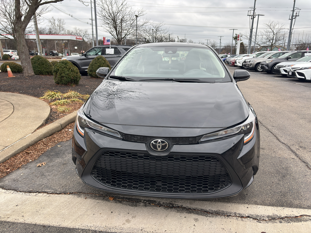 Used 2022 Toyota Corolla LE with VIN JTDEPMAE7NJ205531 for sale in Northfield, Minnesota
