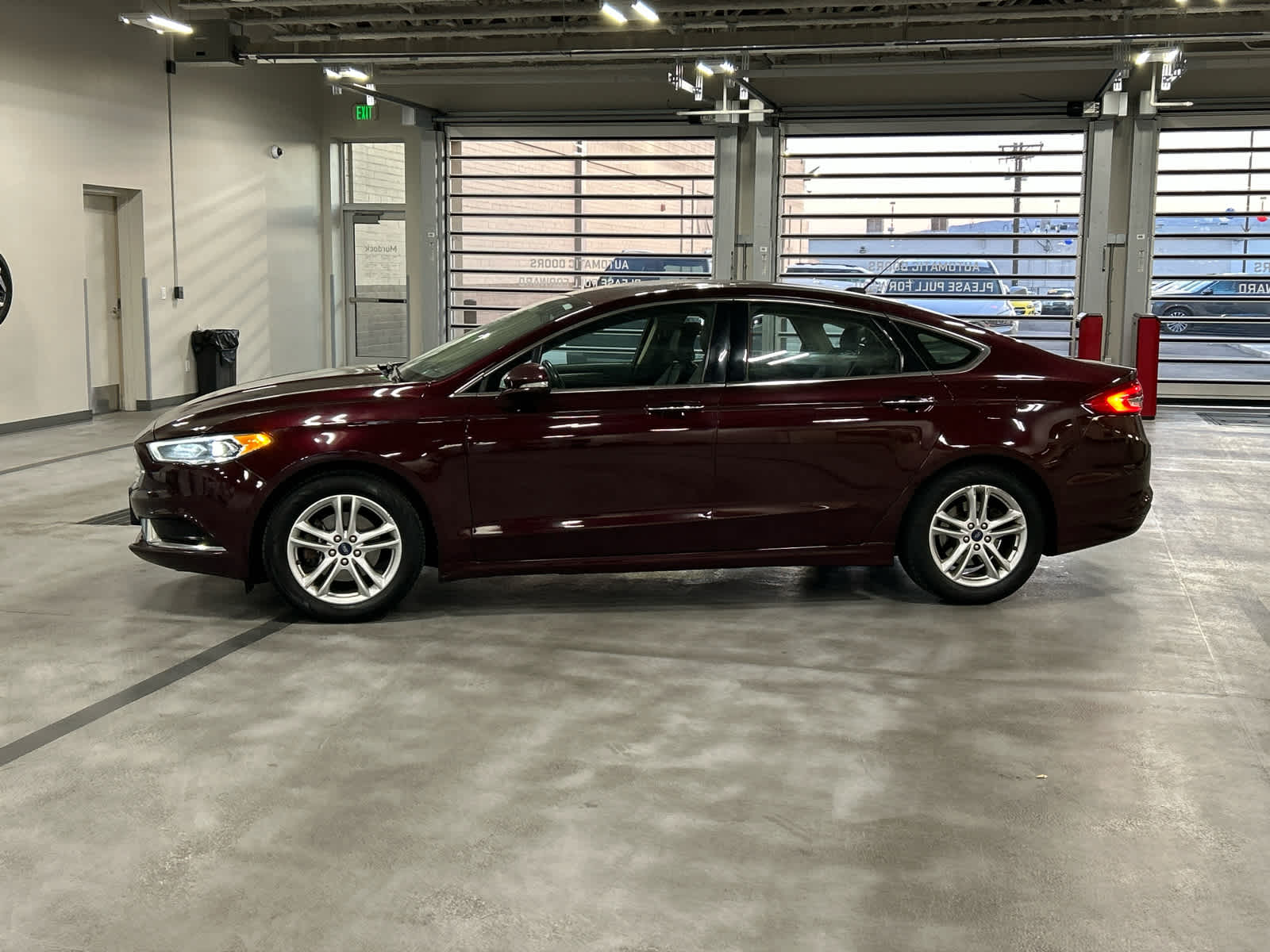 Used 2018 Ford Fusion SE with VIN 3FA6P0HDXJR265996 for sale in Murray, UT
