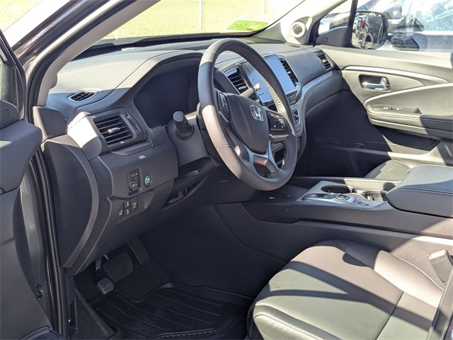 2025 Honda Ridgeline RTL photo 2