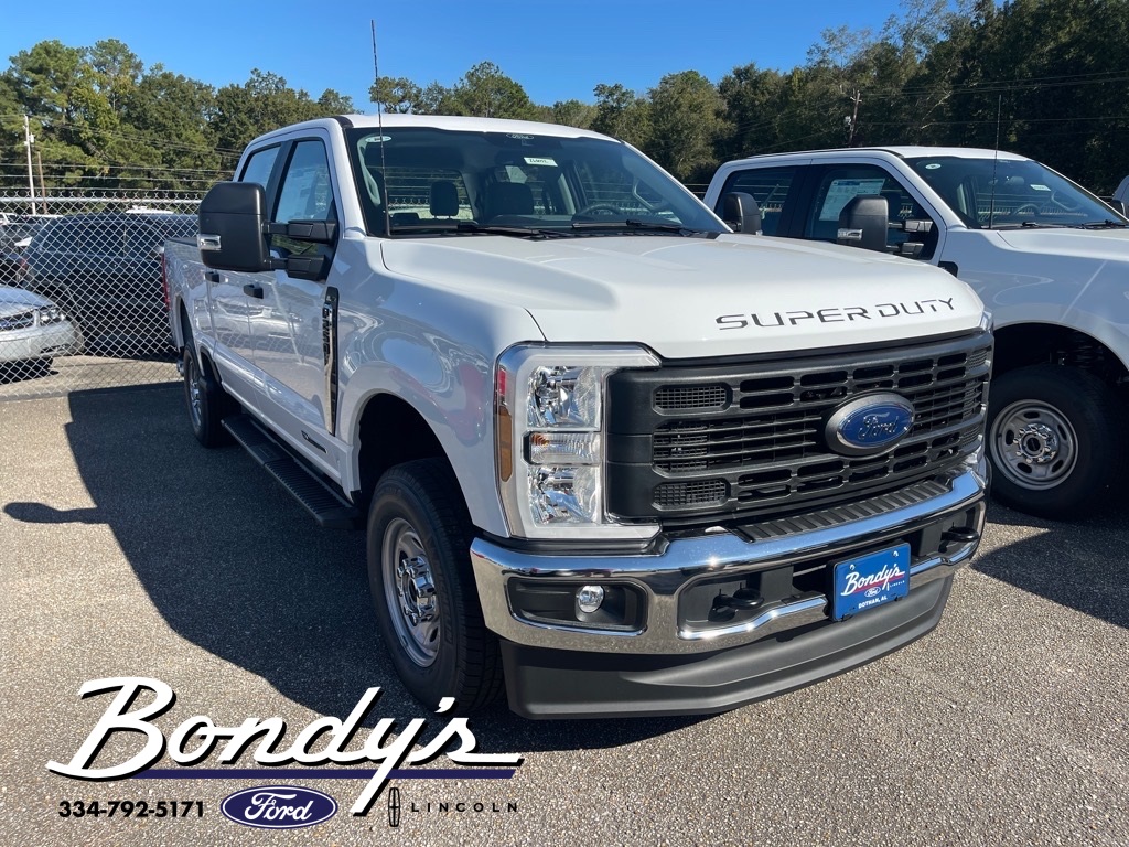 2026 Ford F-250 Super Duty XL's photo