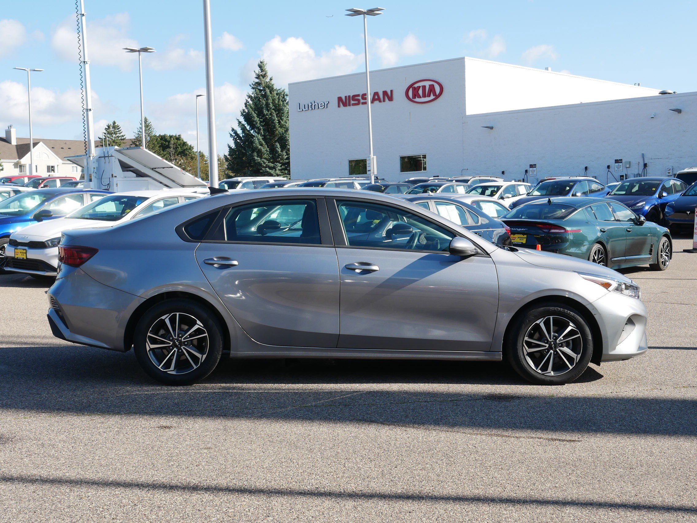 2024 Kia Forte LXS photo 5