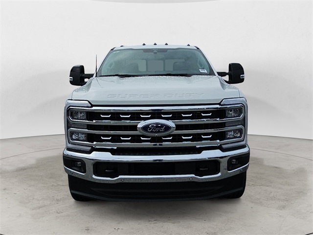 2025 Ford F-350 photo 8