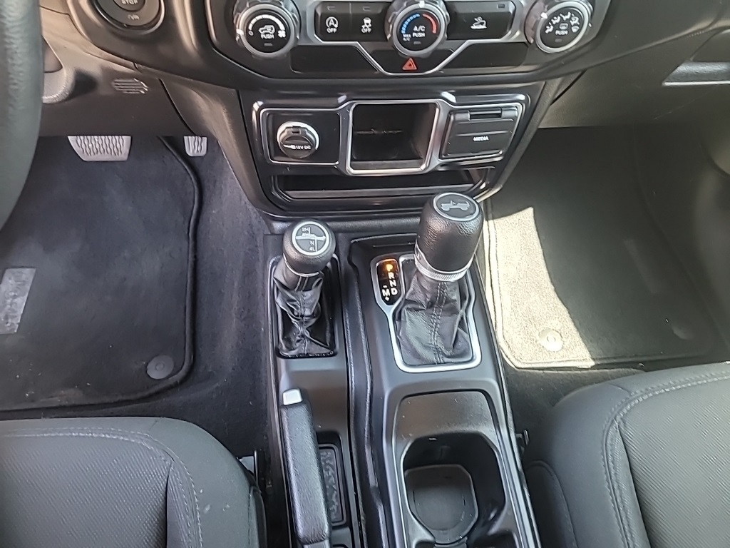 Used 2021 Snazzberry Pearlcoat Jeep Unlimited Willys image 24