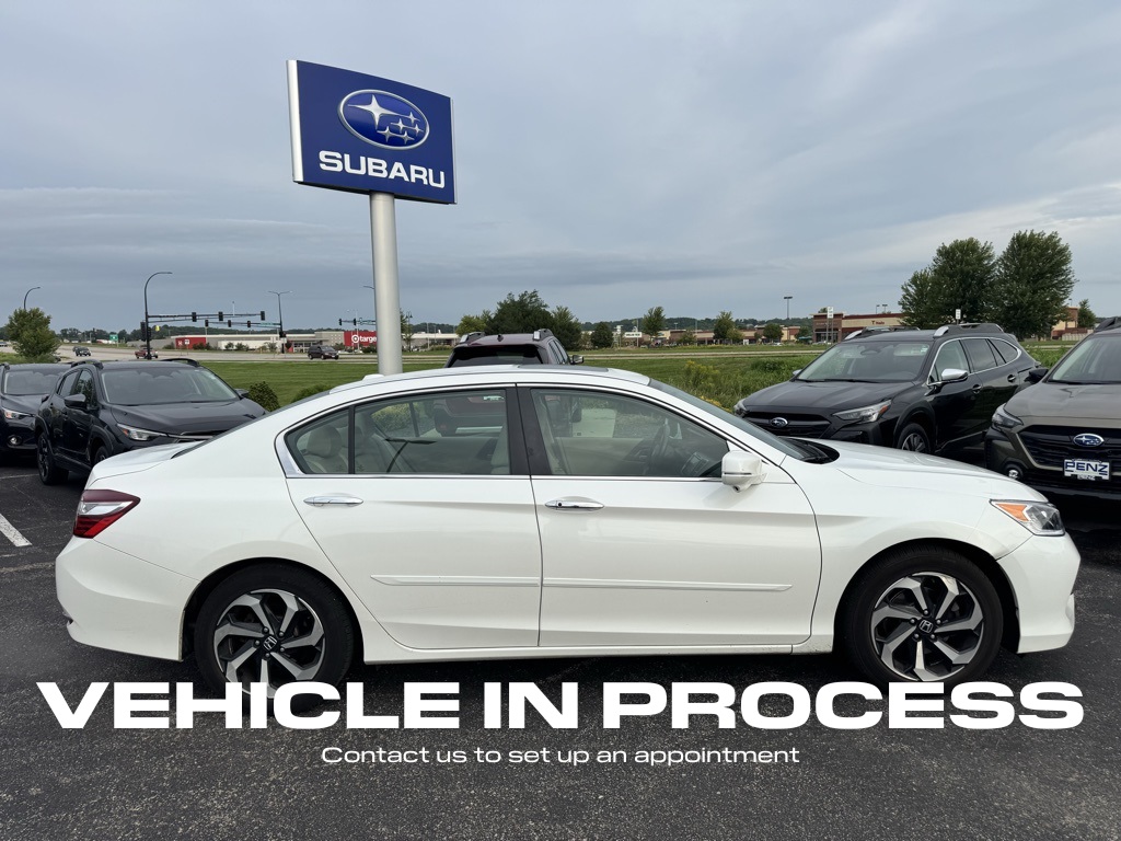 Used 2017 Honda Accord EX-L with VIN 1HGCR2F80HA192460 for sale in Rochester, Minnesota