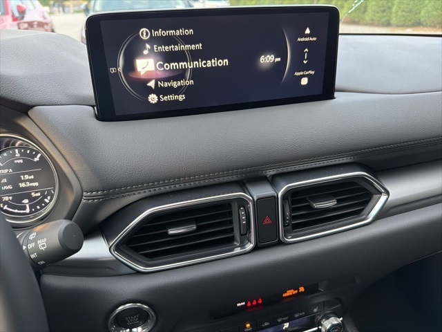 2025 Mazda CX-5 2.5 S Preferred photo 14