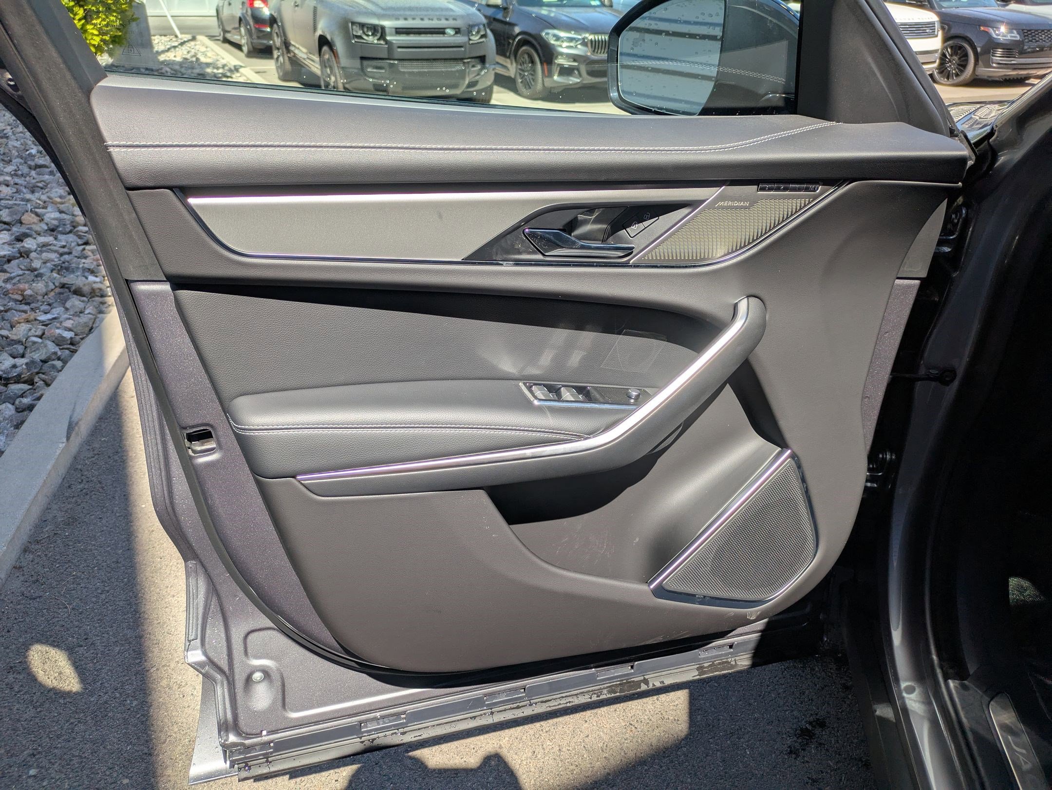 2026 Jaguar F-PACE P250 R-Dynamic S photo 9