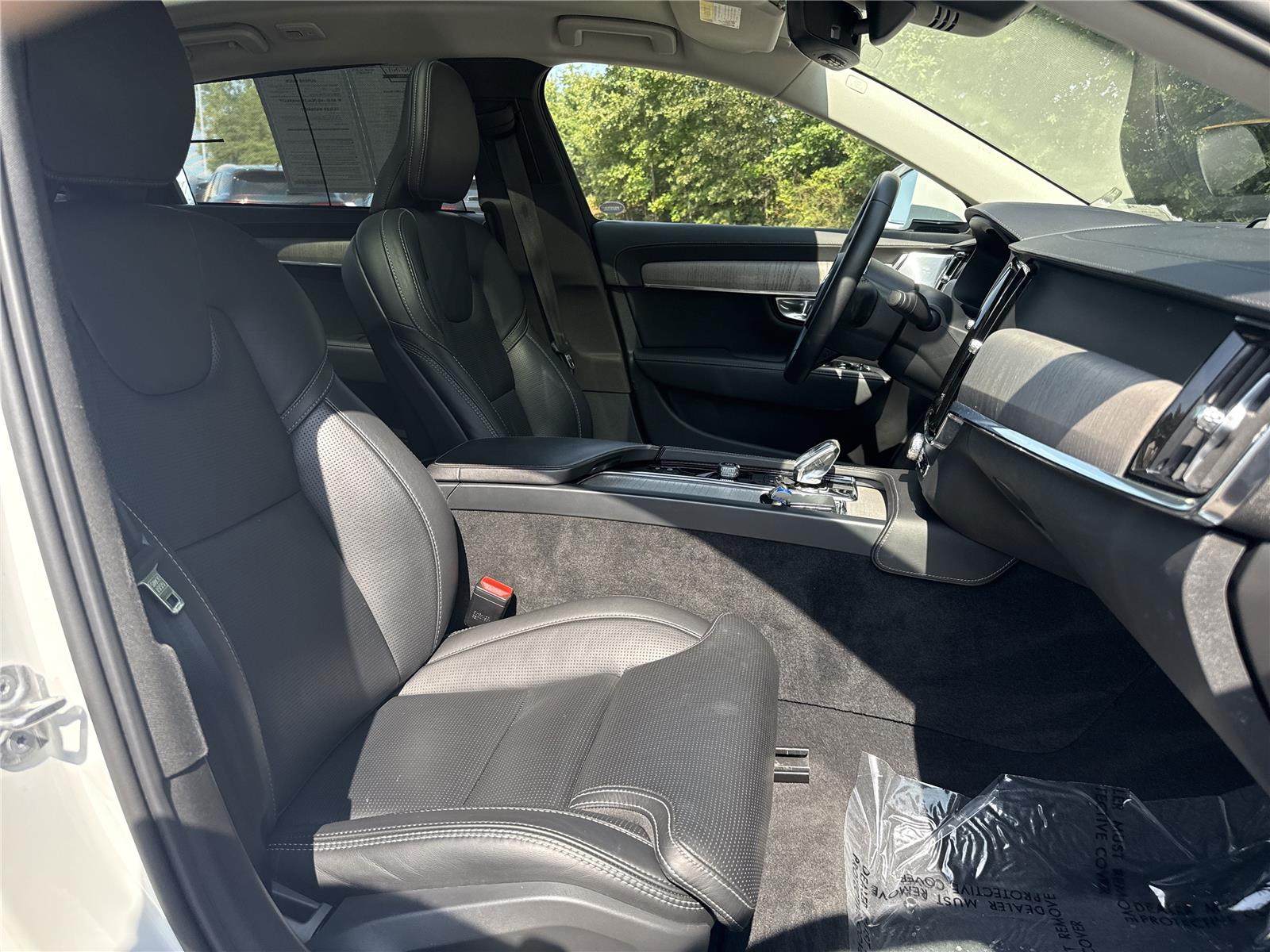 2023 Volvo S90 Ultimate photo 22