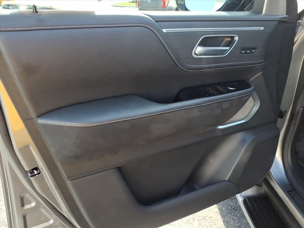 2025 Infiniti QX80 Sensory photo 9