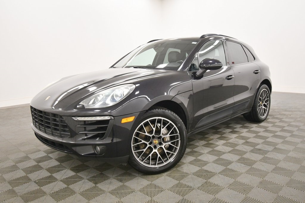 Used 2018 Porsche Macan S with VIN WP1AB2A50JLB35210 for sale in Rochester, Minnesota