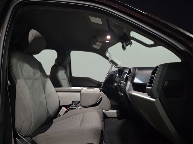2020 Ford F-150 XLT photo 14