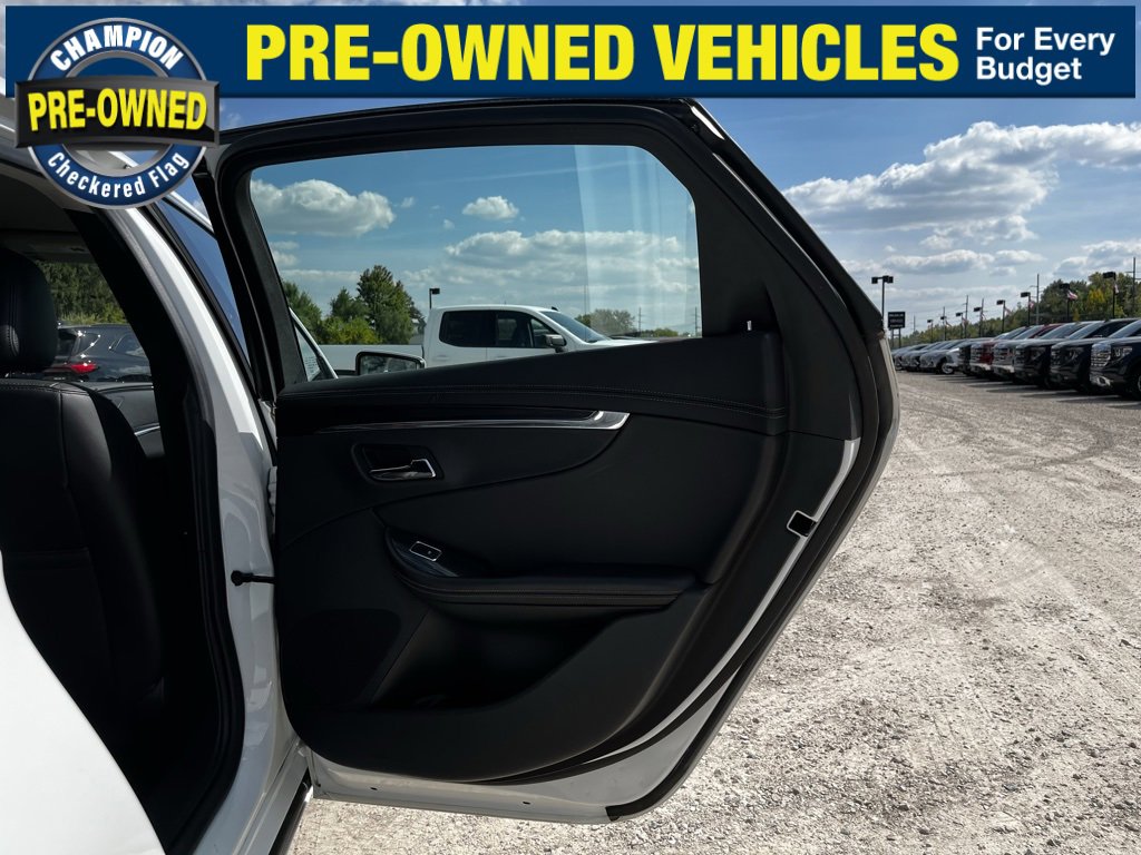 2016 Chevrolet Impala 1LT photo 20