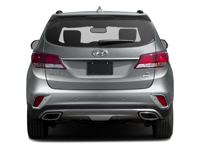 2017 Hyundai Santa Fe SE photo 4