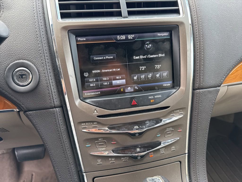 2015 Lincoln MKX Base photo 14