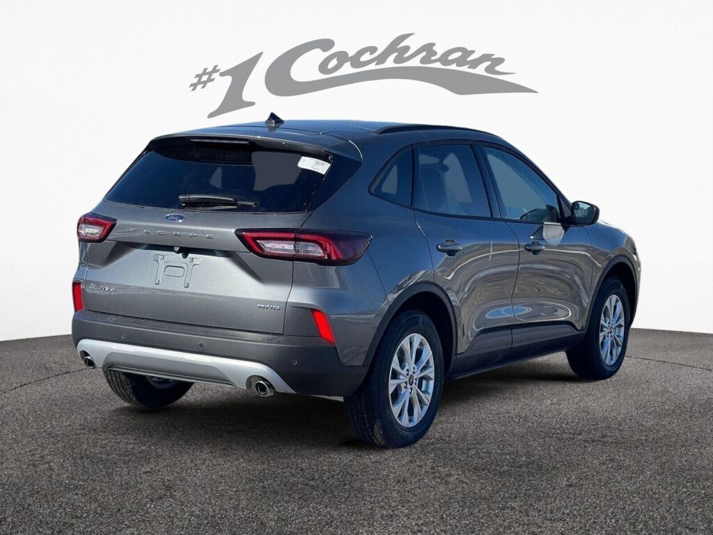 2025 Ford Escape Active photo 5