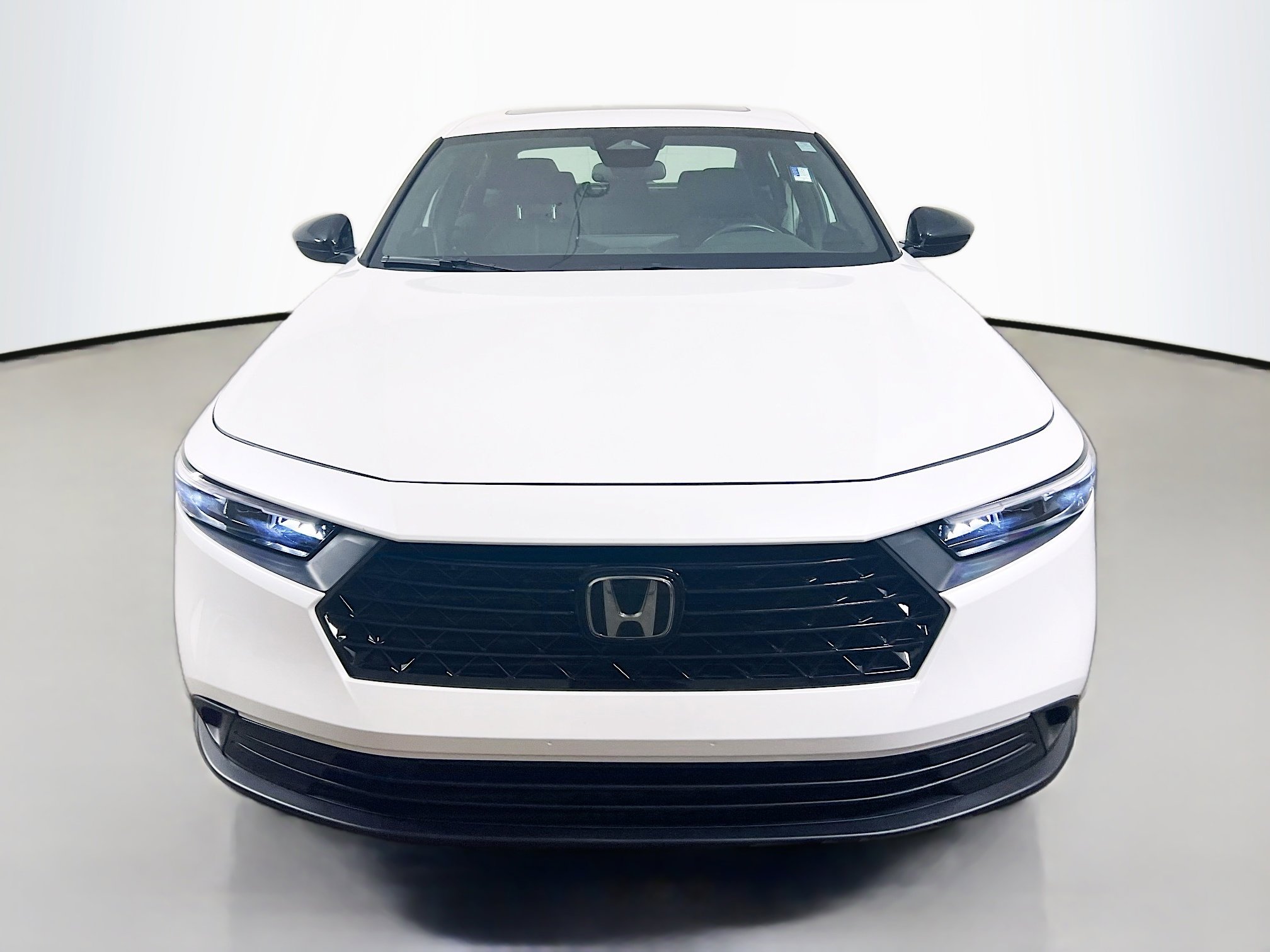 2023 Honda Accord Hybrid Sport photo 2