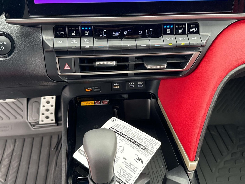 2025 Toyota Camry XSE photo 22