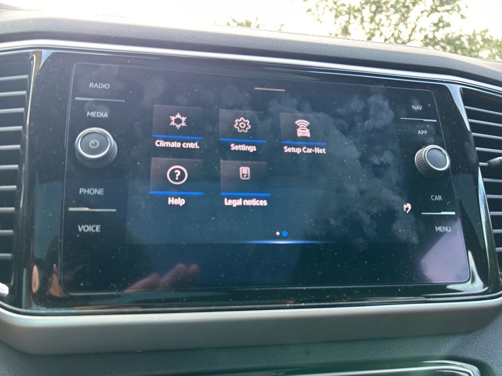 2022 Volkswagen Atlas Cross Sport V6 SEL Premium R-Line photo 28