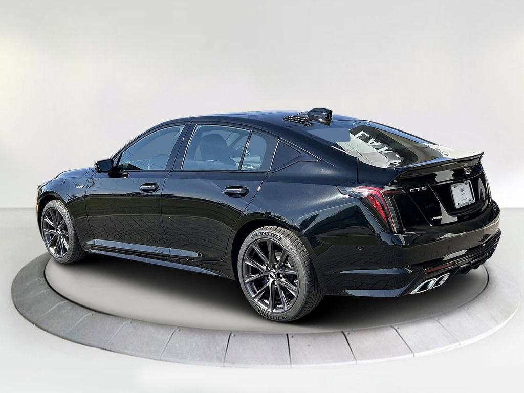 2026 Cadillac CT5 V photo 3