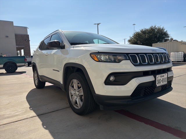 2022 Jeep Compass Latitude's photo