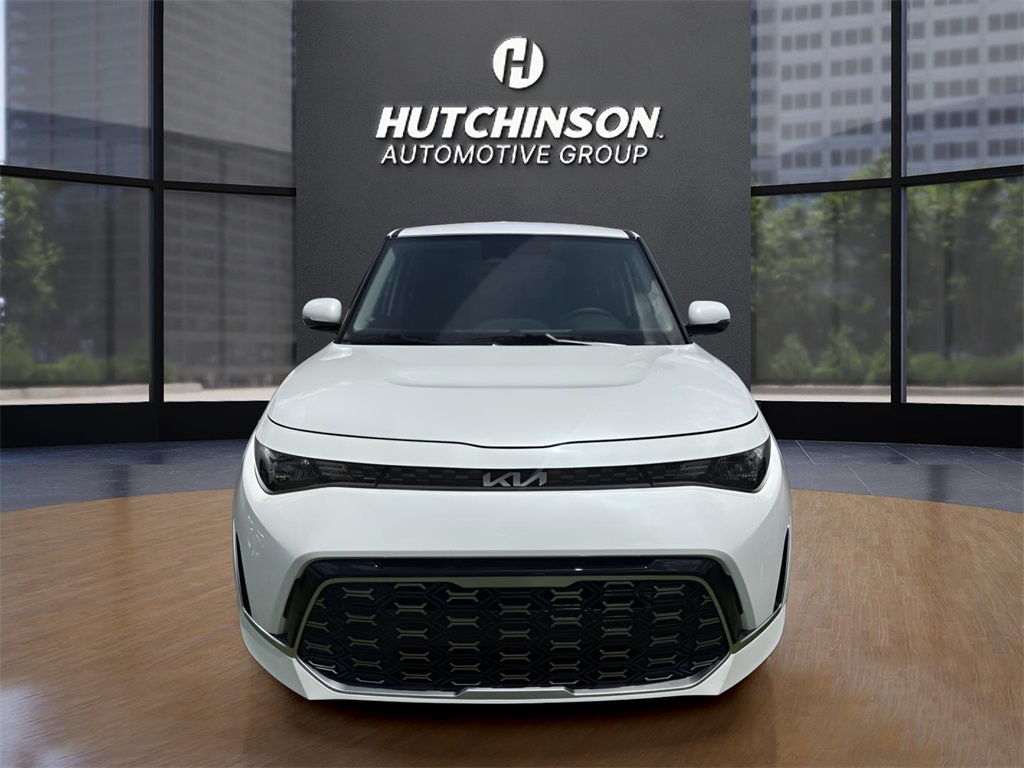 2025 Kia Soul GT-Line photo 2