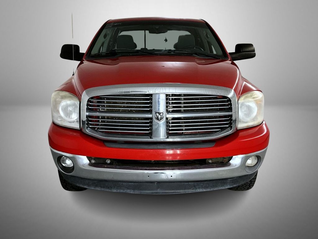 2008 Dodge Ram SLT photo 2