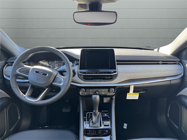 2025 Jeep Compass Latitude photo 12