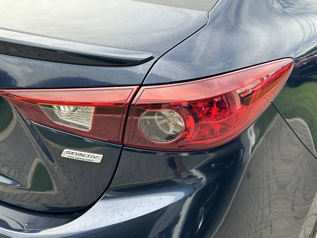2016 Mazda Mazda3 Touring photo 9
