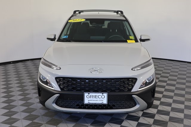 2023 Hyundai Kona SEL photo 3
