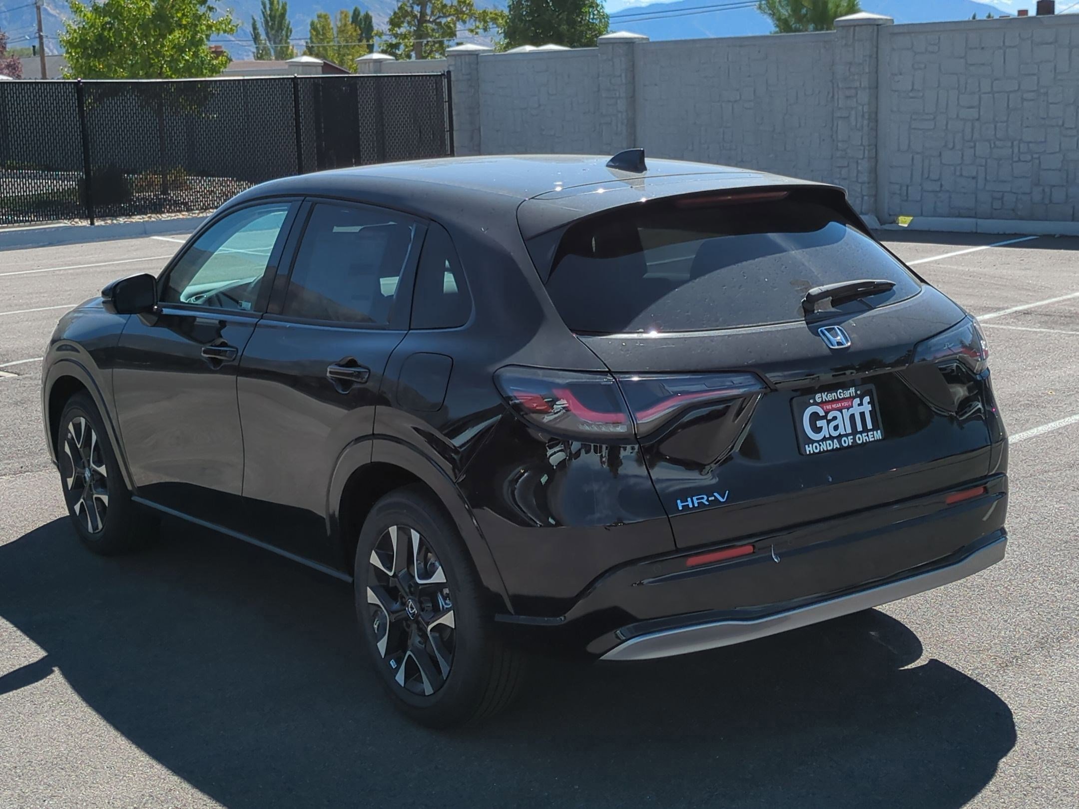 2026 Honda HR-V EX-L photo 4