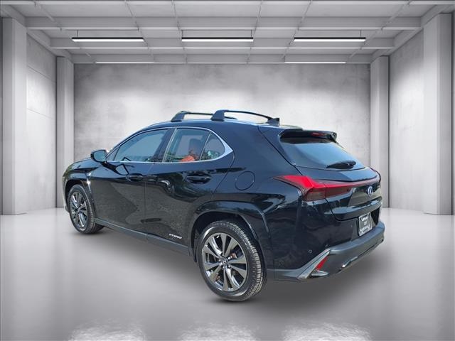 2022 Lexus UX 250h F SPORT photo 5