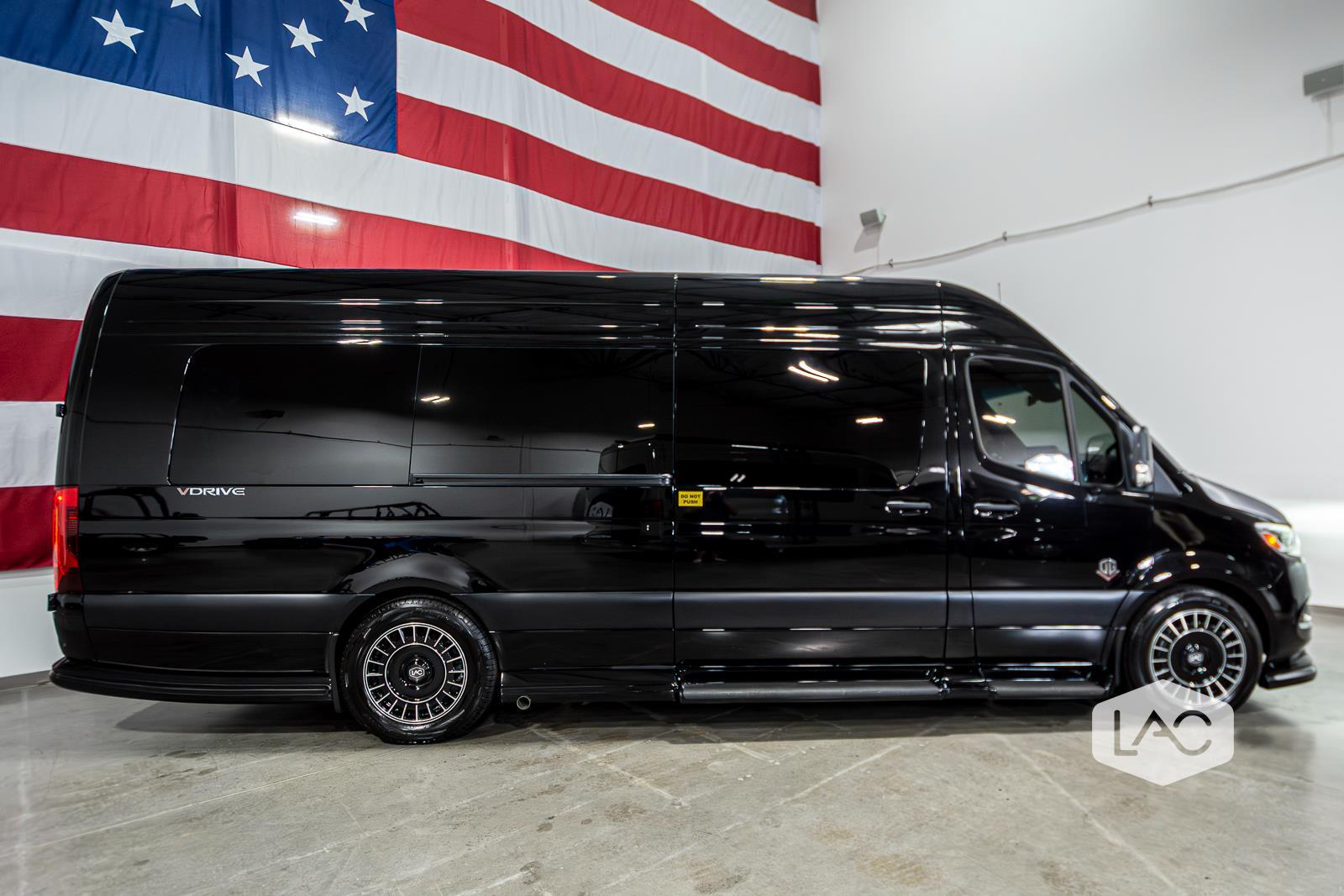 2024 Mercedes Benz Sprinter 3500 photo 22