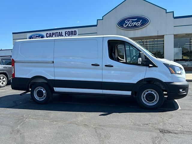 2025 Ford Transit photo 4